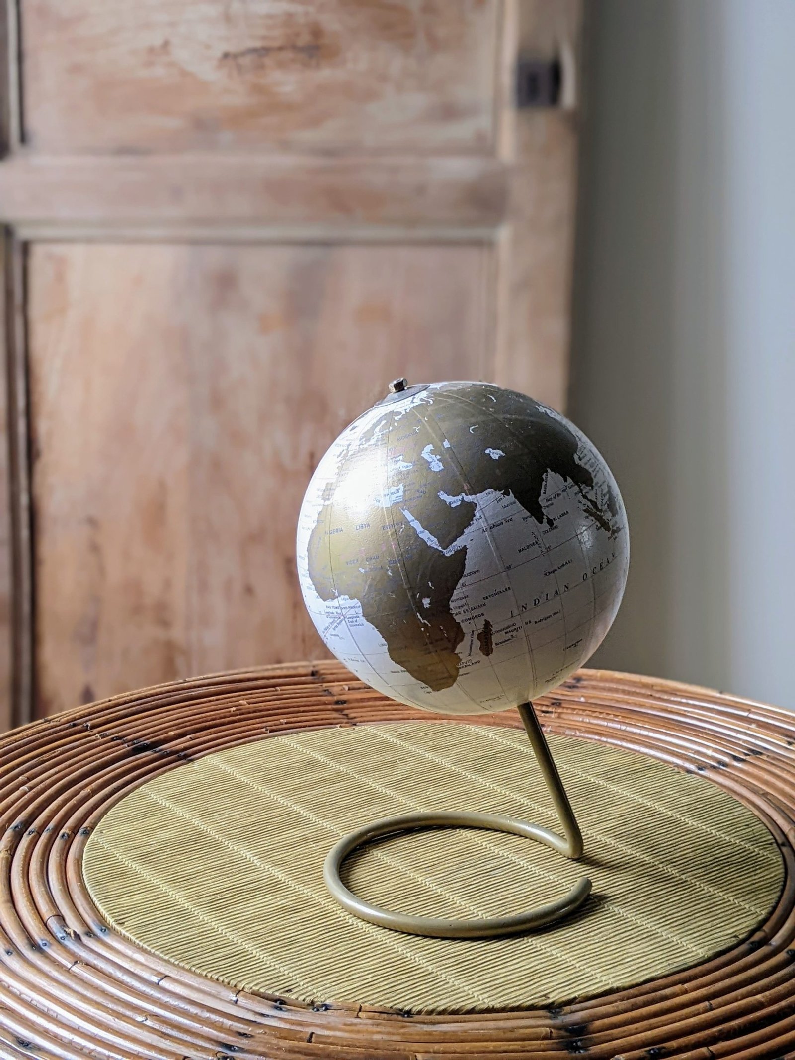 Atelier Chamaison agence évènementiel décoration location mariage Toulouse globes terrestres vintage