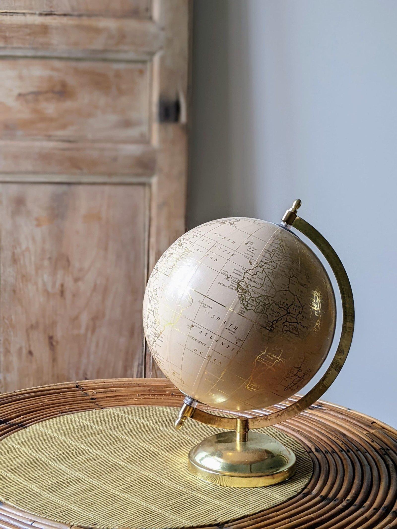 Atelier Chamaison agence évènementiel décoration location mariage Toulouse globes terrestres vintage