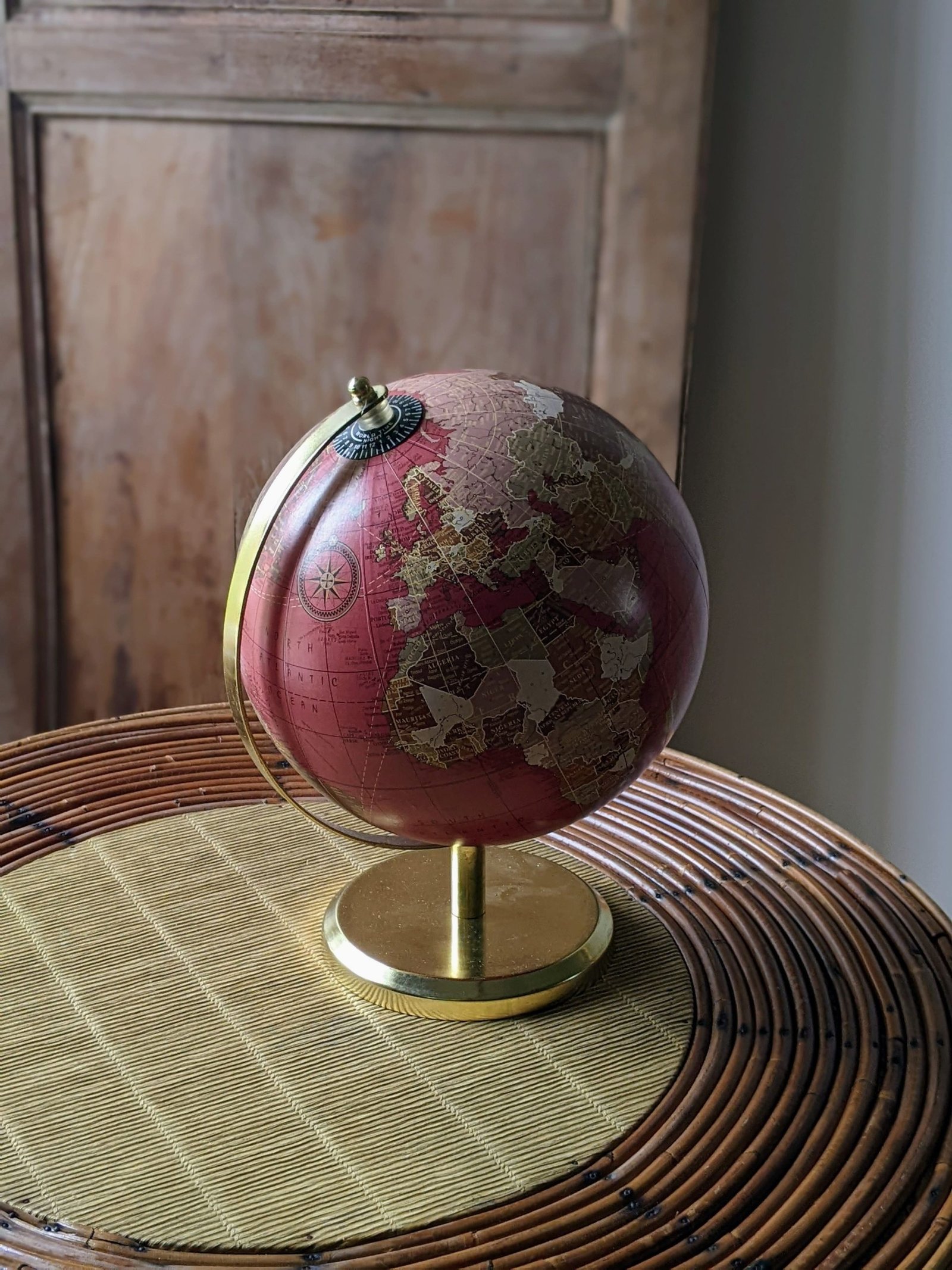 Atelier Chamaison agence évènementiel décoration location mariage Toulouse globes terrestres vintage