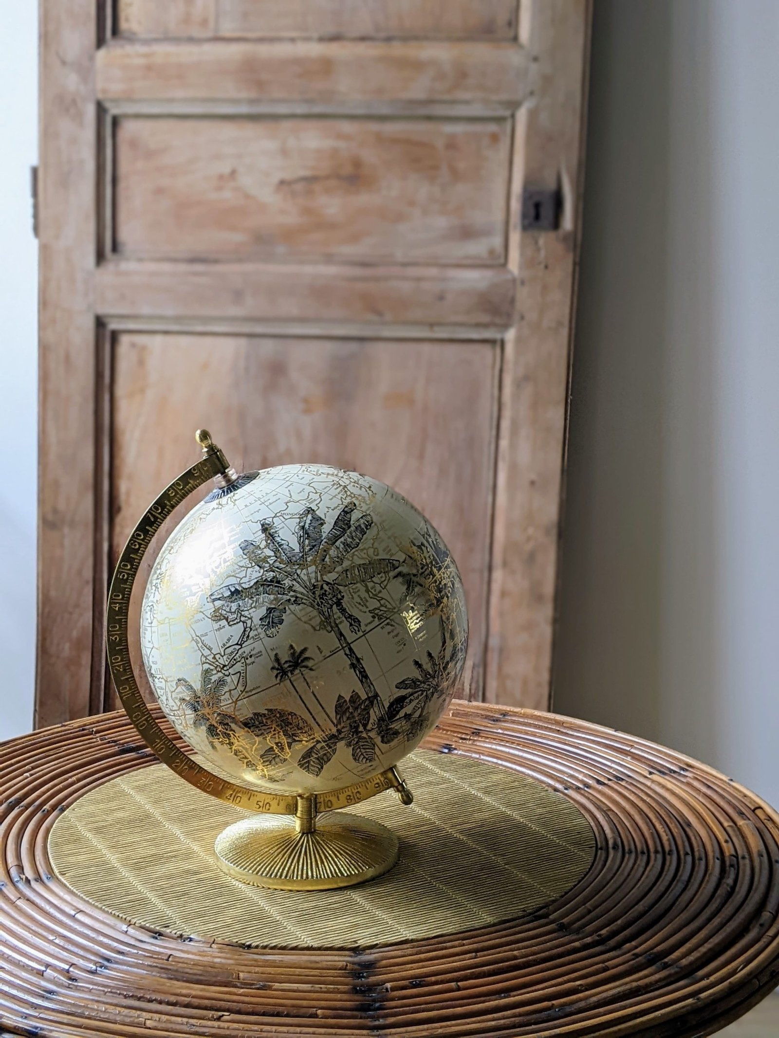 Atelier Chamaison agence évènementiel décoration location mariage Toulouse globes terrestres vintage