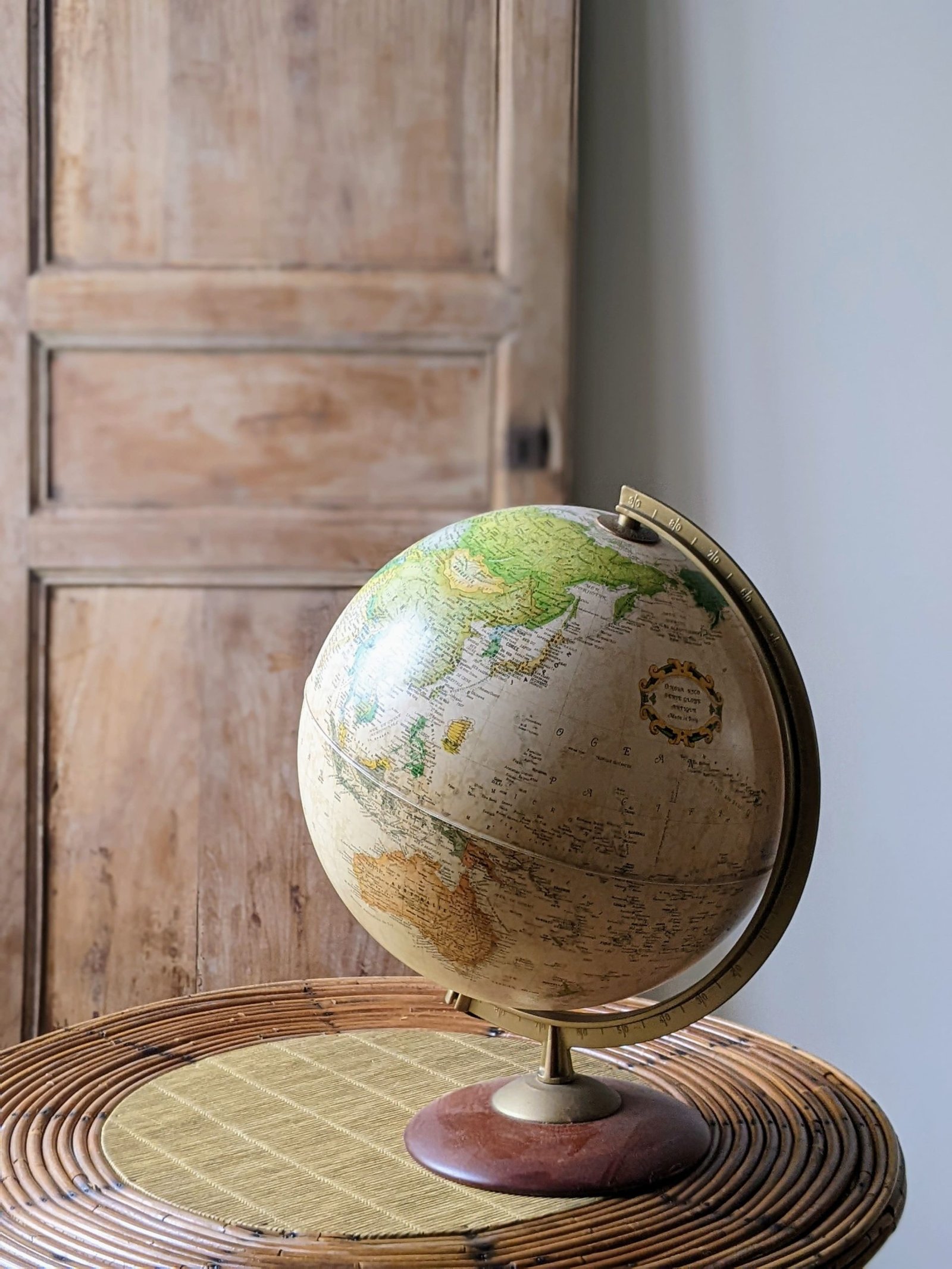 Atelier Chamaison agence évènementiel décoration location mariage Toulouse globes terrestres vintage