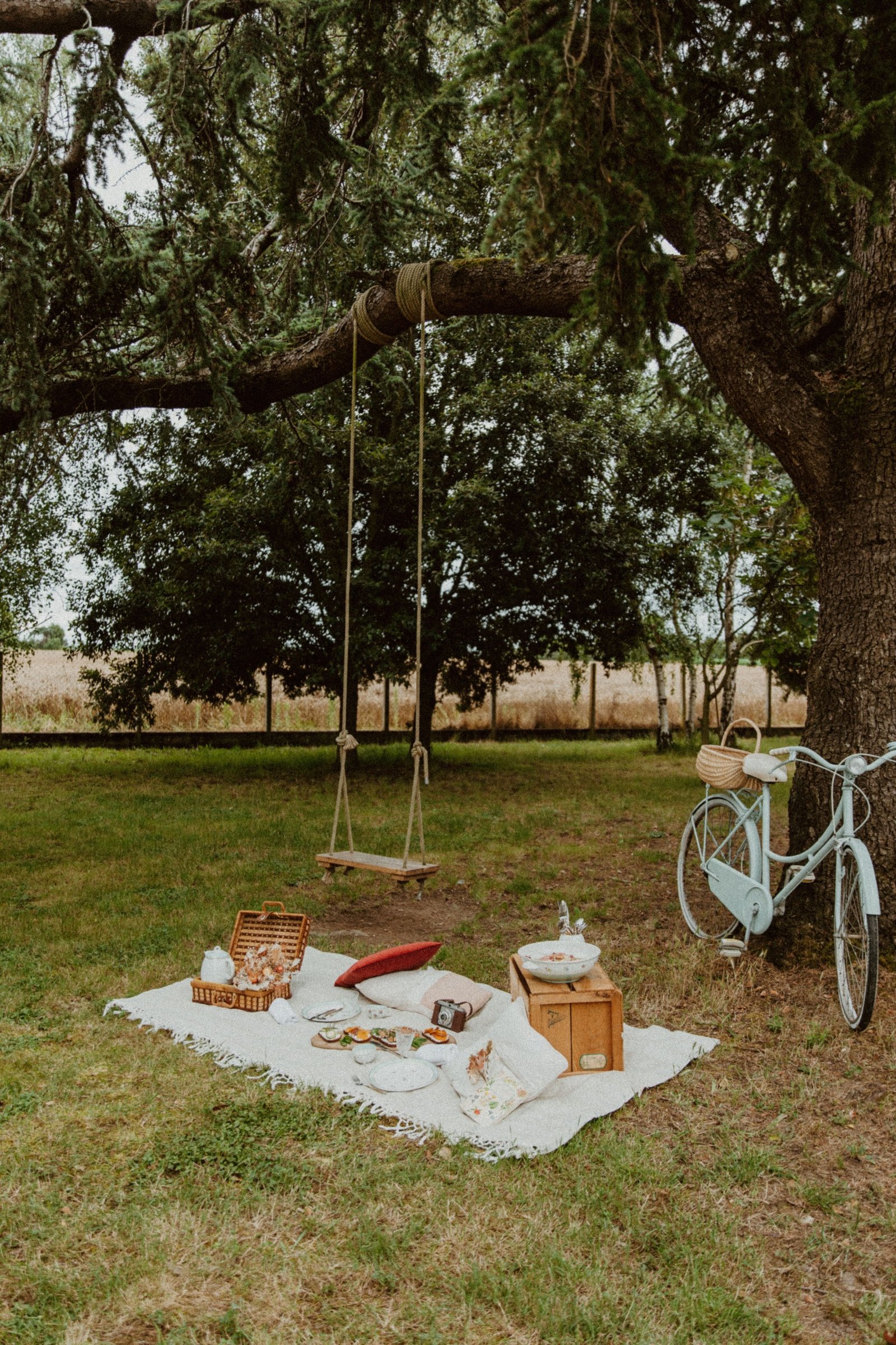 Atelier Chamaison agence évènementiel décoration location box art de la table pique-nique